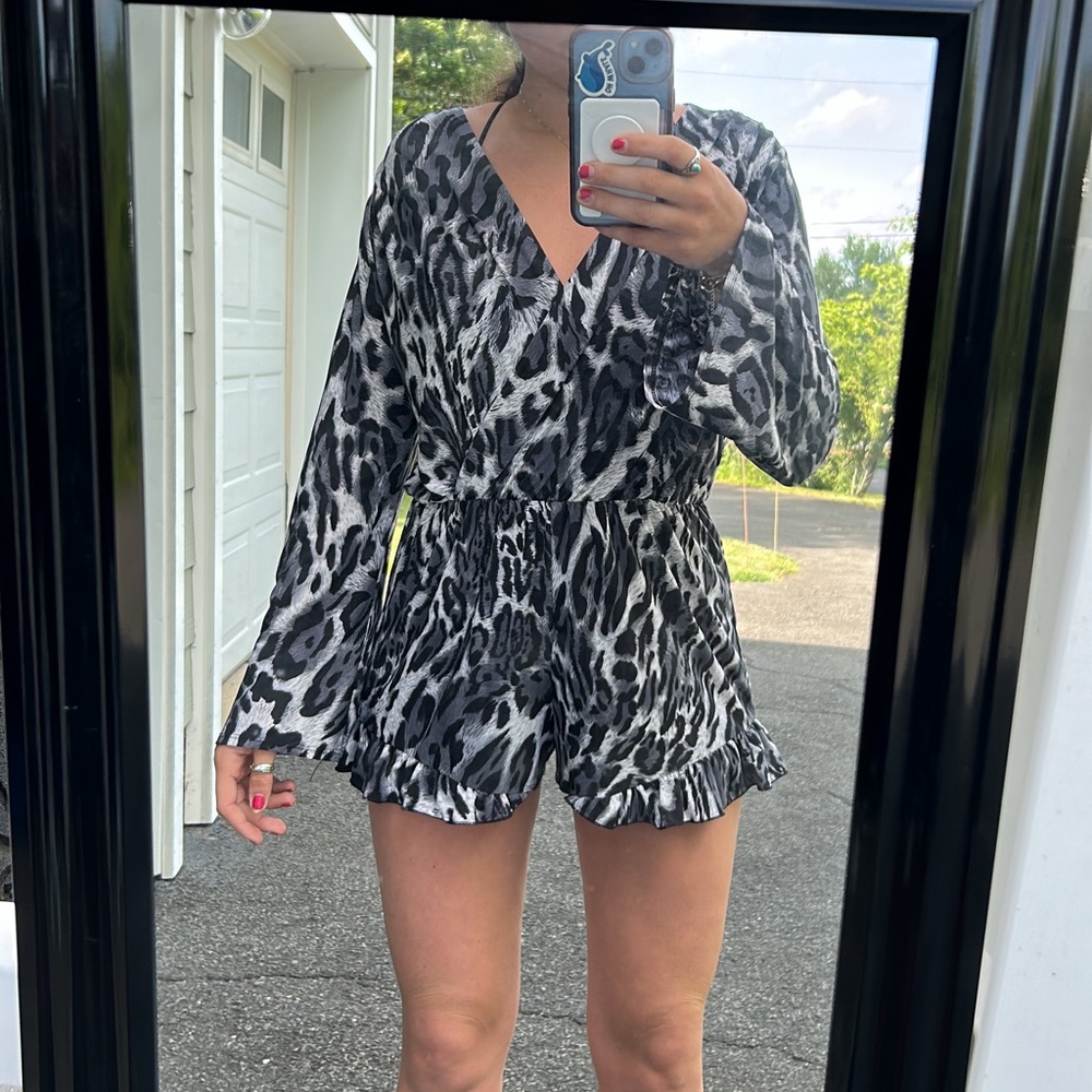 Leopard print Romper